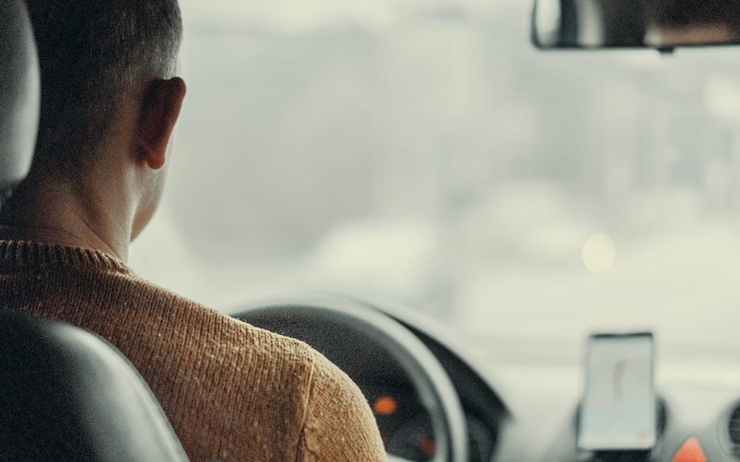 You are currently viewing A Day in the Life of an Umrah Taxi Driver – Behind the Scenes